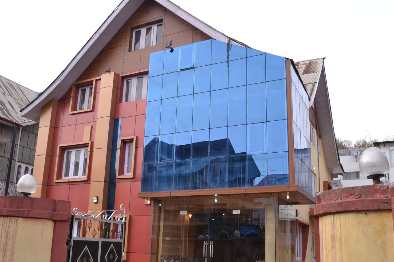 Hotel Grg Residency Srīnagar Eksteriør bilde
